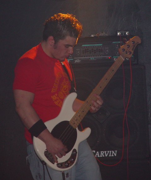 Jeremy Kozak of hollowe at Bleachers, April 16, 2002