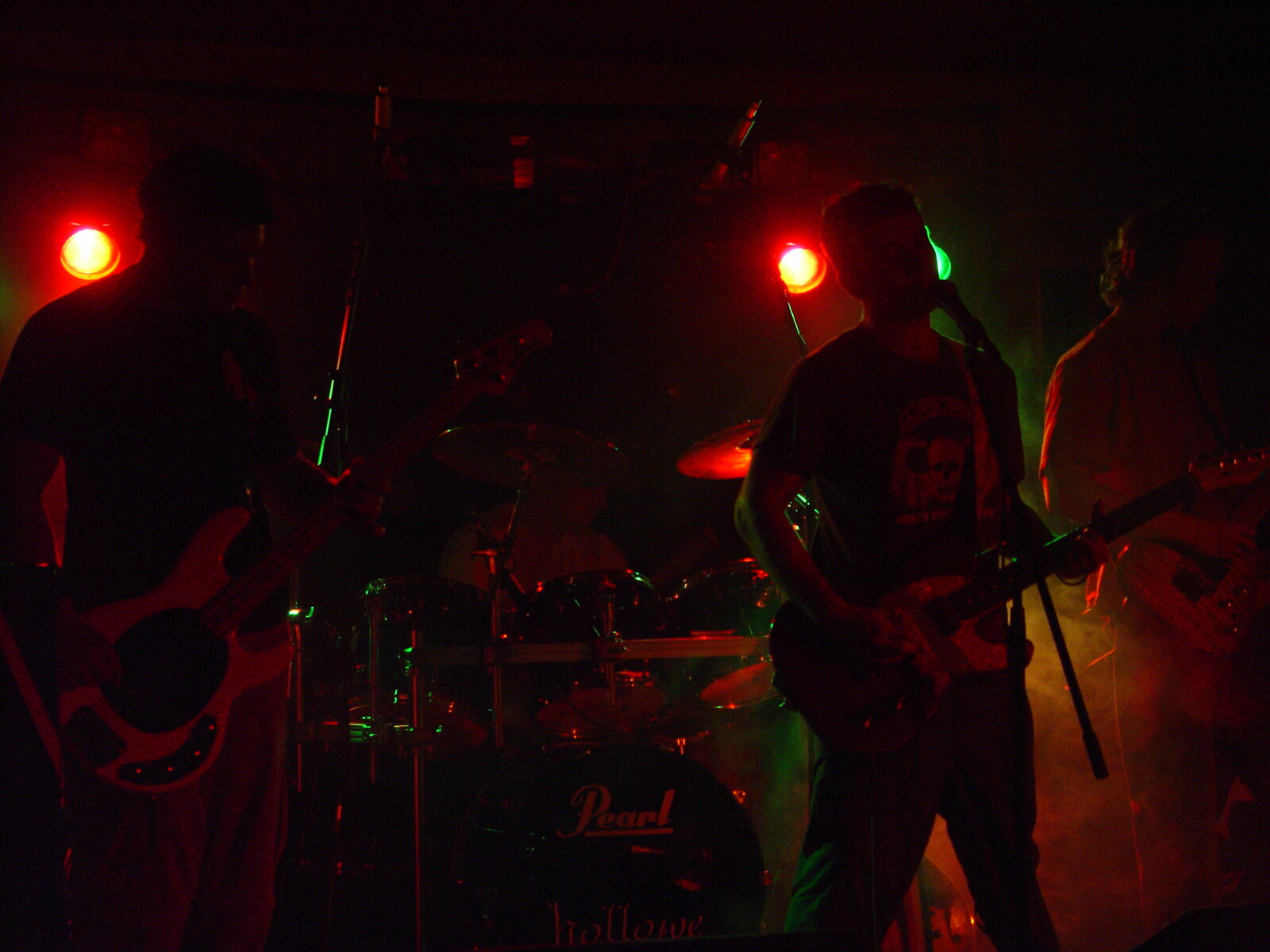 hollowe at Angels (The old Sweets), April 12, 2002