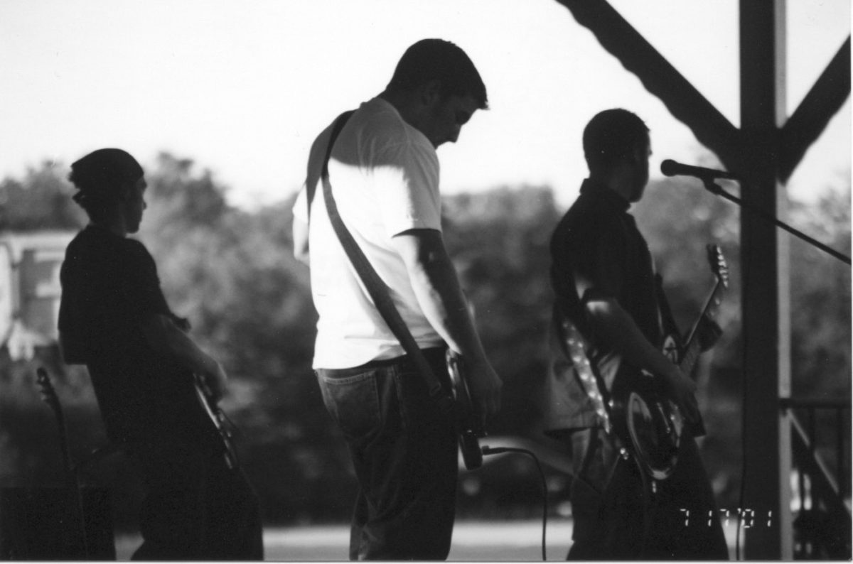 hollowe at Sherrillbrook Park, July 17, 2001