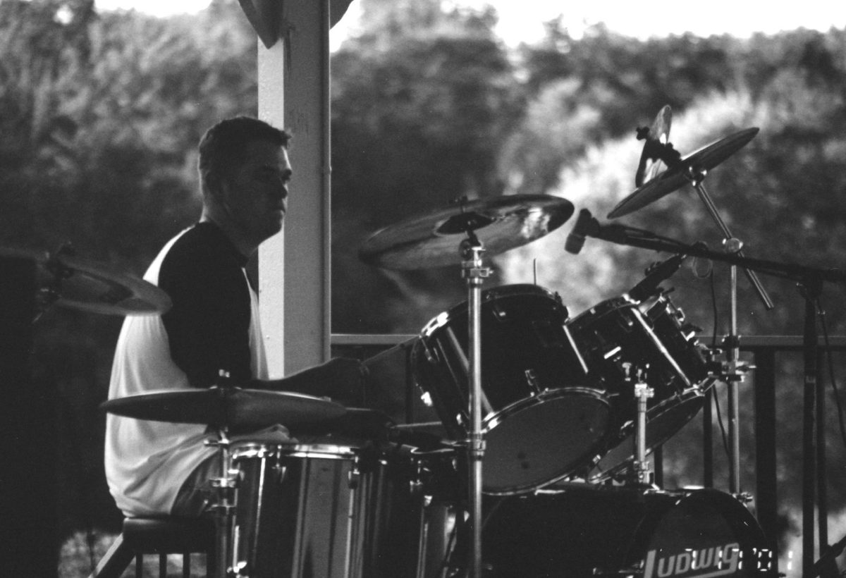 Mike Griffin of hollowe at Sherrillbrook Park, July 17, 2001